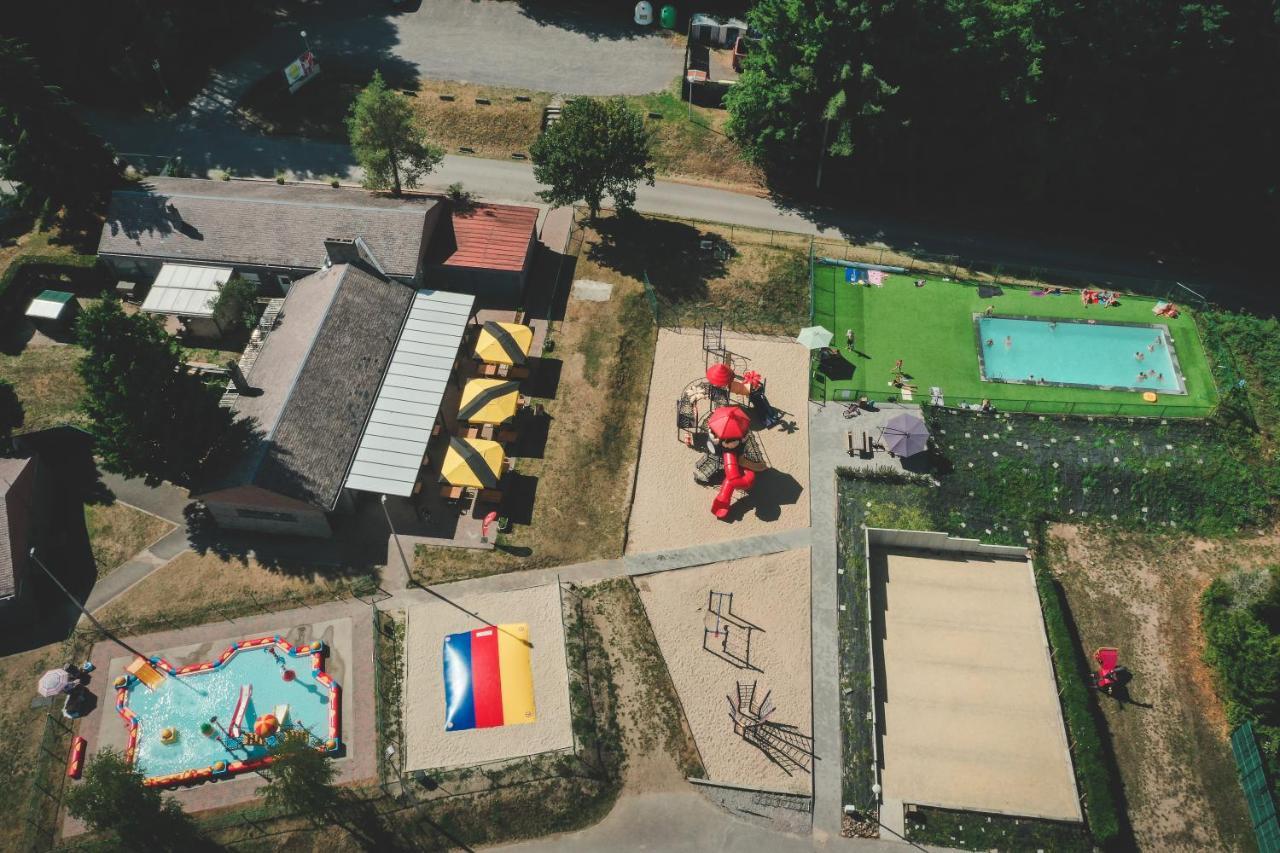 Verblijfpark Ardinam Olloy-sur-Viroin Екстериор снимка